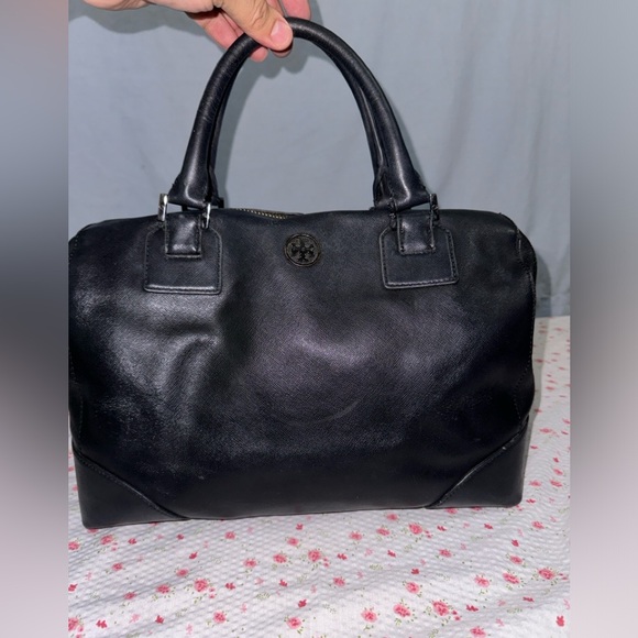 Tory Burch Classic Black Leather Satchel - Picture 4 of 13